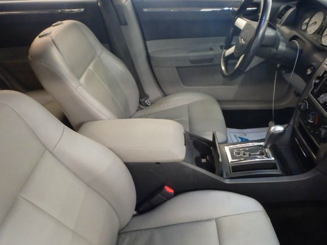 Chrysler 300 2007 photo 2