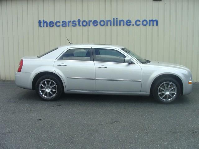 Chrysler 300 2008 photo 1