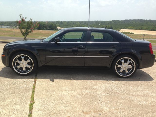Chrysler 300 2008 photo 3