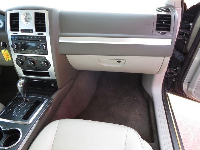 Chrysler 300 2008 photo 3