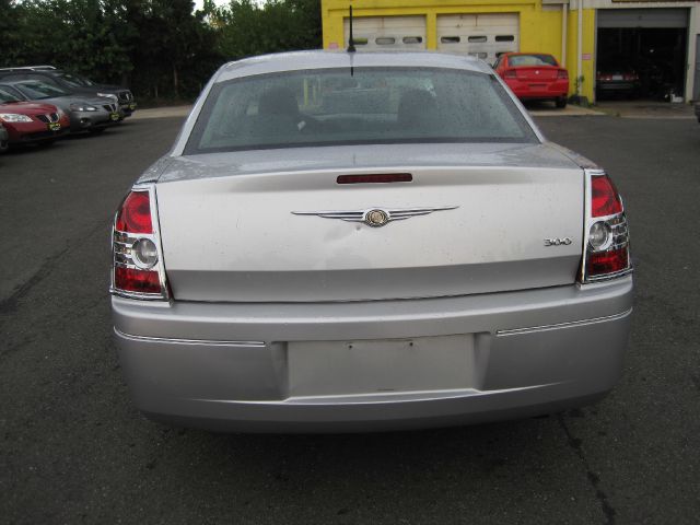 Chrysler 300 2008 photo 3