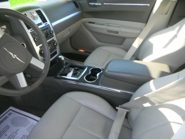 Chrysler 300 2008 photo 3