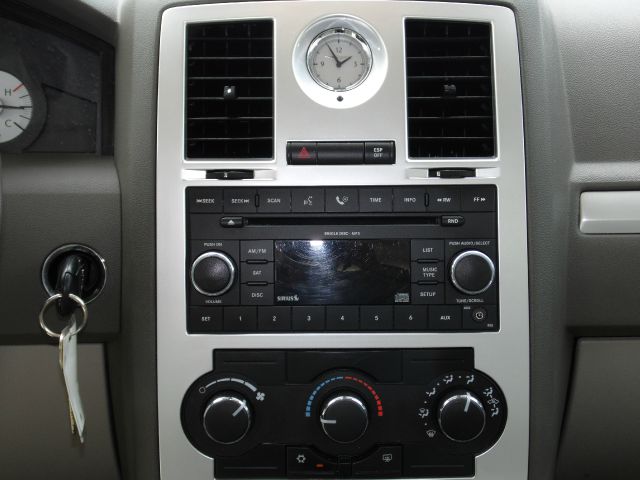 Chrysler 300 2008 photo 1