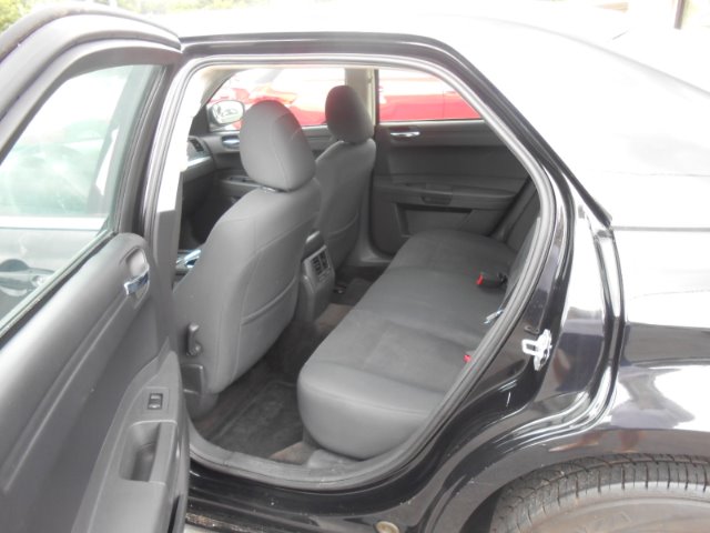 Chrysler 300 2008 photo 3
