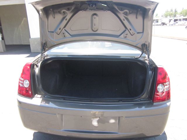 Chrysler 300 2008 photo 3