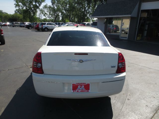 Chrysler 300 2008 photo 3