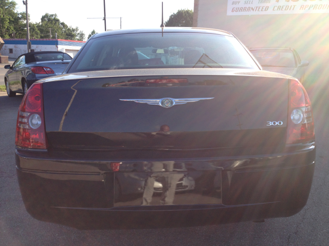 Chrysler 300 2008 photo 4