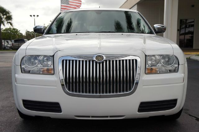 Chrysler 300 2008 photo 29