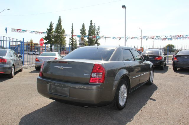 Chrysler 300 2008 photo 1