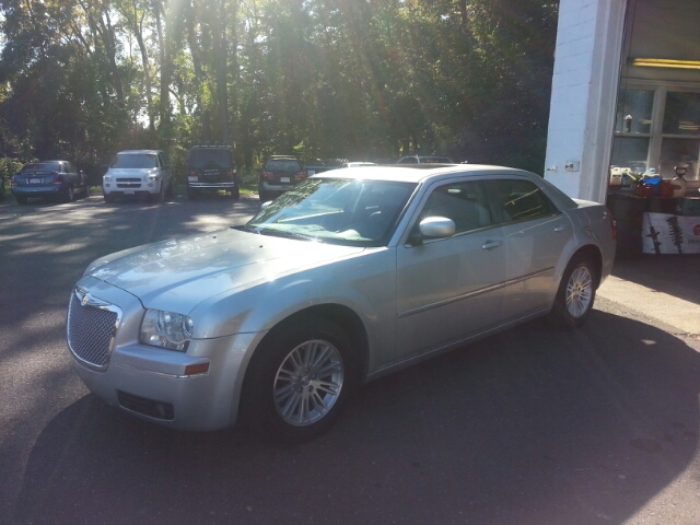 Chrysler 300 2008 photo 2