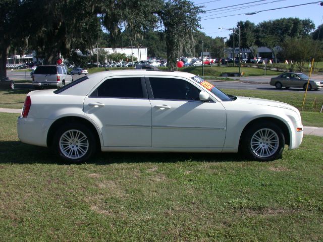 Chrysler 300 2008 photo 4