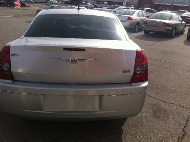 Chrysler 300 2008 photo 4