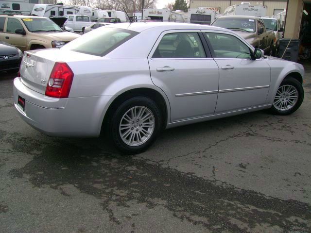 Chrysler 300 2008 photo 1