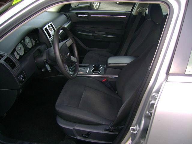 Chrysler 300 2008 photo 4