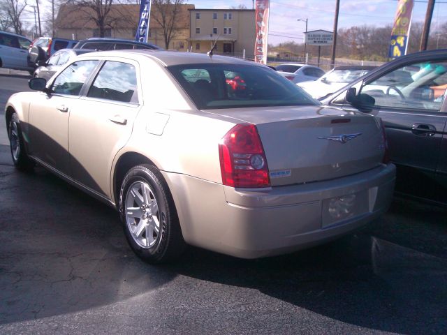 Chrysler 300 2008 photo 3
