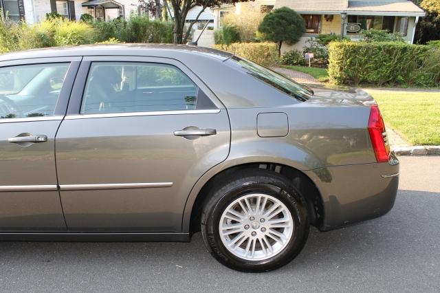 Chrysler 300 2008 photo 4