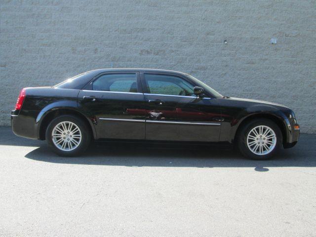 Chrysler 300 2009 photo 3