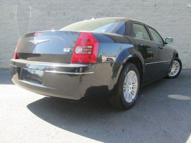 Chrysler 300 2009 photo 4