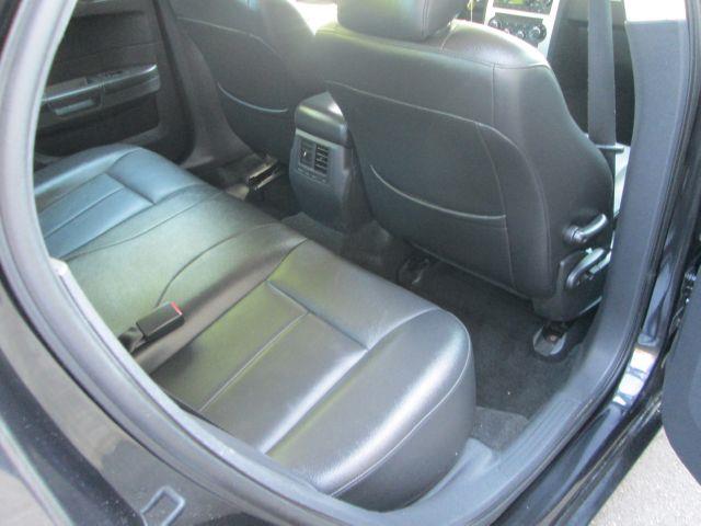 Chrysler 300 2009 photo 43