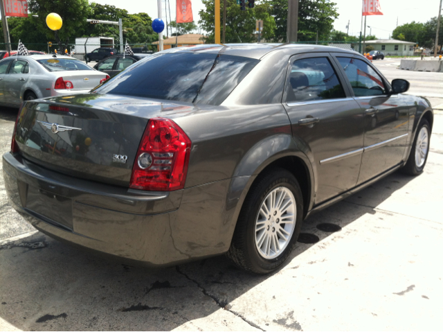 Chrysler 300 2009 photo 4