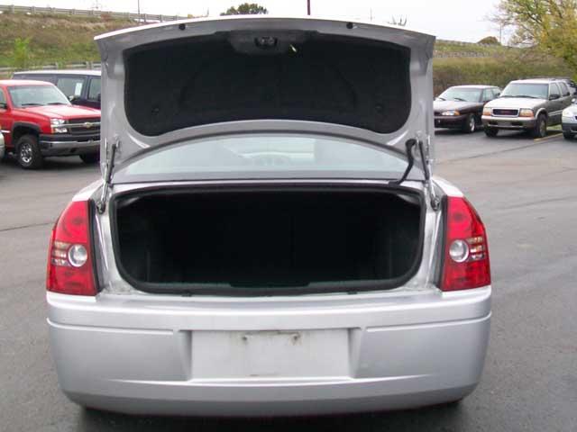 Chrysler 300 2009 photo 3