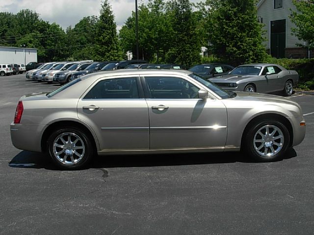 Chrysler 300 2009 photo 3