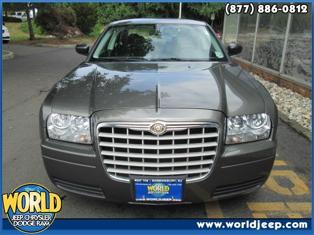 Chrysler 300 2009 photo 3