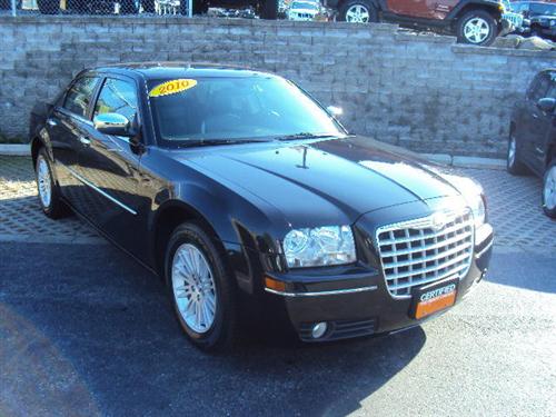 Chrysler 300 2010 photo 1