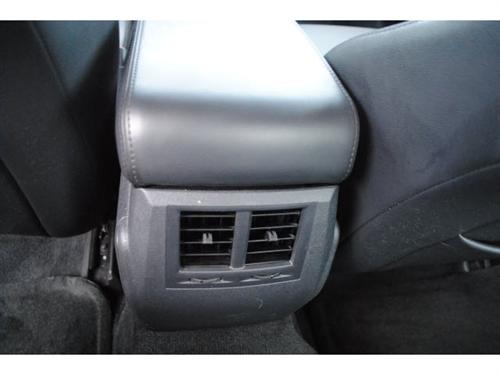 Chrysler 300 2010 photo 2