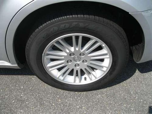 Chrysler 300 2010 photo 2