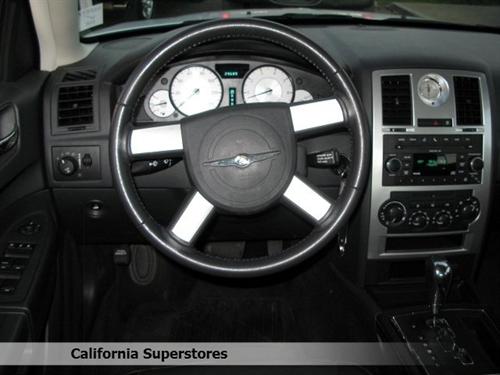 Chrysler 300 2010 photo 5