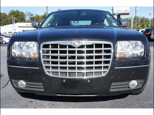 Chrysler 300 2010 photo 1