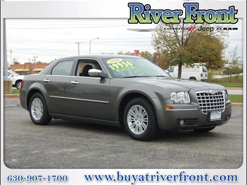 Chrysler 300 2010 photo 5