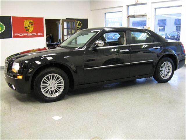 Chrysler 300 2010 photo 5