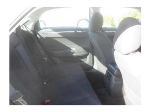 Chrysler 300 2010 photo 2