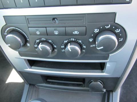 Chrysler 300 2010 photo 1