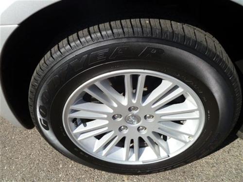 Chrysler 300 2010 photo 1