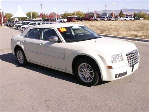 Chrysler 300 2010 photo 1