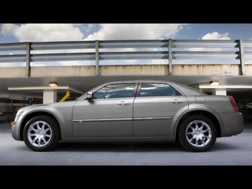 Chrysler 300 2010 photo 1