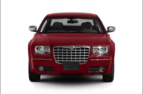Chrysler 300 2010 photo 2