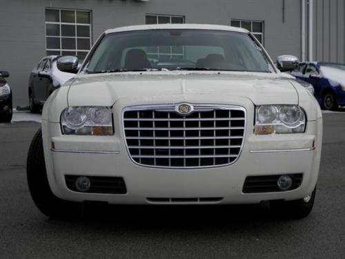 Chrysler 300 2010 photo 1