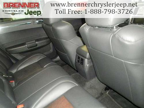 Chrysler 300 2010 photo 1