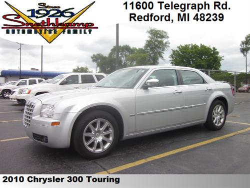 Chrysler 300 2010 photo 1