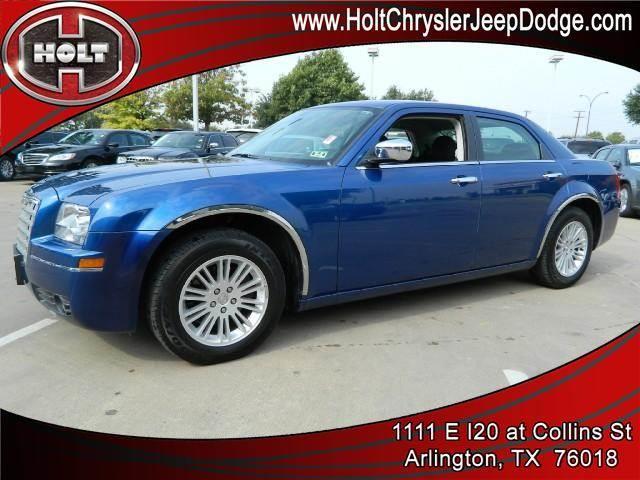 Chrysler 300 2010 photo 4