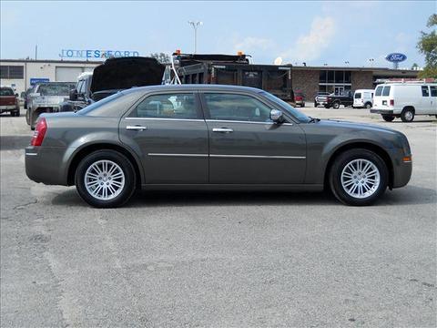 Chrysler 300 2010 photo 1