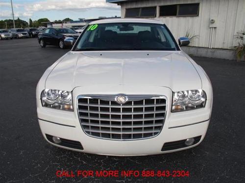 Chrysler 300 2010 photo 1