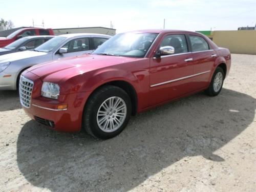 Chrysler 300 2010 photo 1