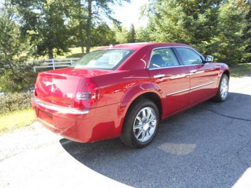 Chrysler 300 2010 photo 3