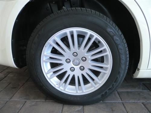 Chrysler 300 2010 photo 1