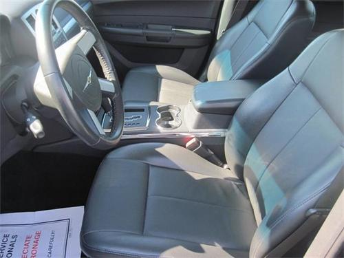 Chrysler 300 2010 photo 1